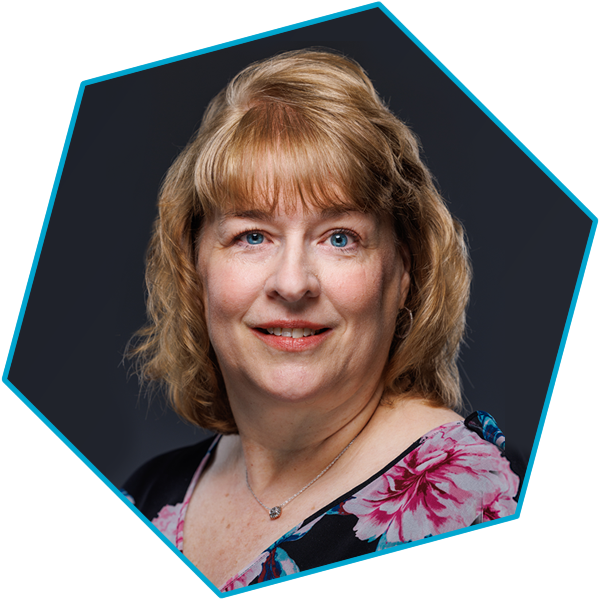 headshot of Bev Thessen